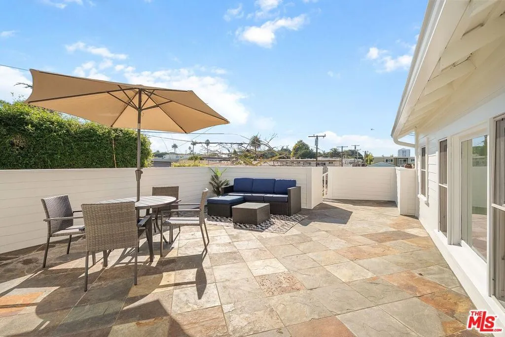 2716 6th Street, Santa Monica, California 90405 home-pic-4